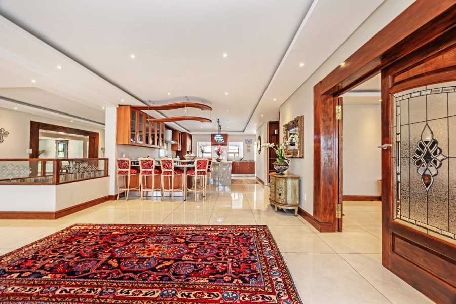 8 Bedroom Property for Sale in Baronetcy Estate Western Cape